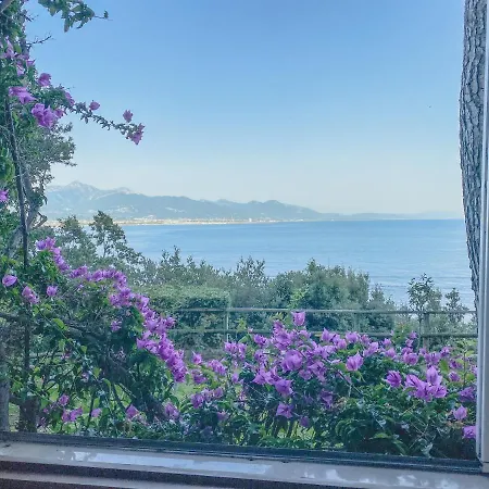 Apartment La Bouganville - Giardino Privato Con Accesso Al Mare