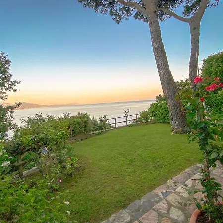 Apartment La Bouganville - Giardino Privato Con Accesso Al Mare